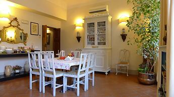 Relais Cavalcanti Guest House