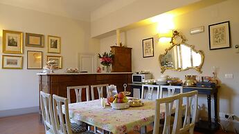 Relais Cavalcanti Guest House