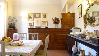 Relais Cavalcanti Guest House