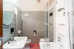Hotel Excelsior Cimone