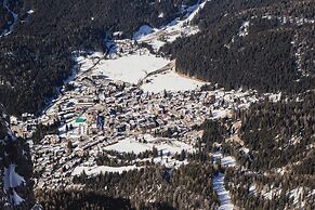 Hotel Excelsior Cimone