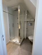 Austin's Saint Lazare Hotel