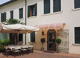 Hotel Cris