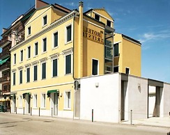 Hotel Trieste