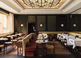 Parkhotel Mondschein, a Member of Design Hotels