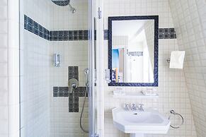 Hotel Le Cercle Tour Eiffel