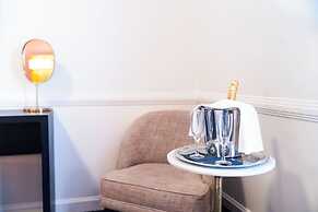 Hotel Le Cercle Tour Eiffel