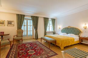 Hotel Elephant
