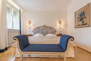 Hotel Elephant