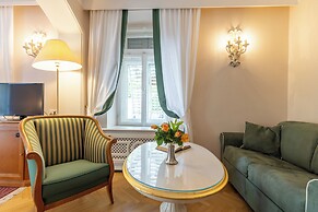 Hotel Elephant