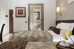 Daphne Luxury Suites