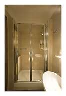 Daphne Luxury Suites