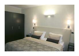 Daphne Luxury Suites