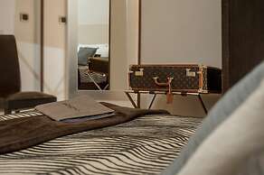 Daphne Luxury Suites