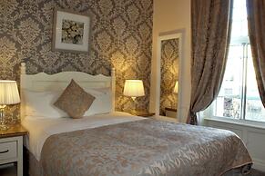 Baggot Court Townhouse