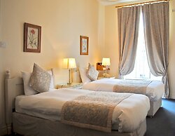 Baggot Court Townhouse