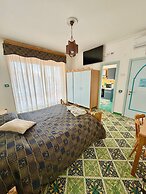 Riviera B&B Rooms and Apartament SEA-VIEW