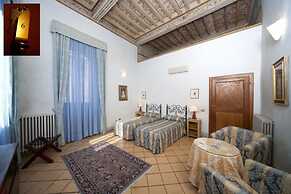 Palazzo Dragoni Residenza d'Epoca