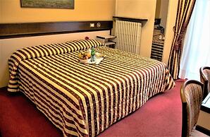 Bes Hotel Papa San Pellegrino Terme