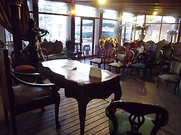 Hotel Chopin