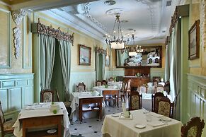 Taberna del Alabardero