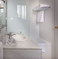 Hotel AACR Monteolivos