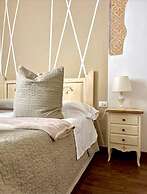 Soggiorno Pezzati Daniela