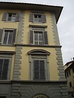 XXVII Aprile Bed & Car