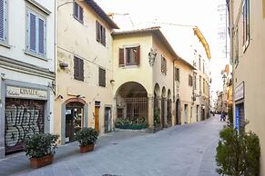 XXVII Aprile Bed & Car