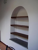 XXVII Aprile Bed & Car