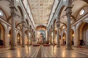 XXVII Aprile Bed & Car