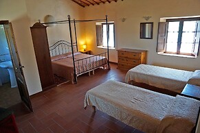 Castello di Selvole-Adults Only