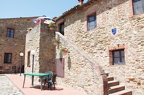 Castello di Selvole-Adults Only
