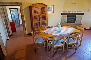 Castello di Selvole-Adults Only