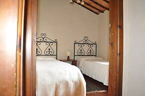 Castello di Selvole-Adults Only