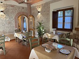 Il Colombaio Winery and Rooms