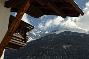 Hotel Alpina Arlberg