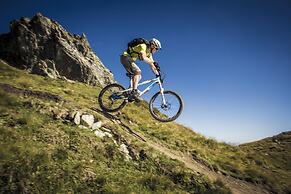 AlpenParks Hotel & Apartment Orgler