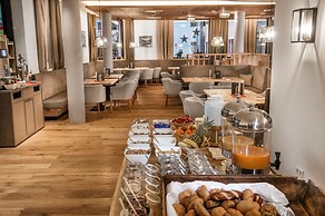 AlpenParks Hotel & Apartment Orgler