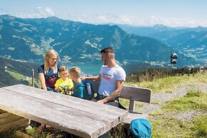 AlpenParks Hotel & Apartment Orgler
