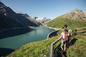 AlpenParks Hotel & Apartment Orgler