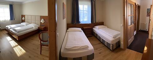 Das Grüne Hotel zur Post