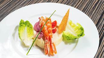 Torreluz Centro Hotel