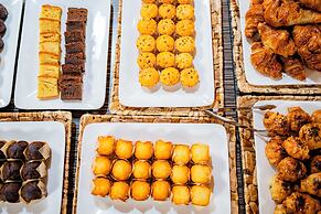 Torreluz Centro Hotel