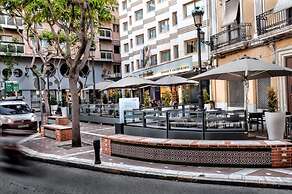 Torreluz Centro Hotel