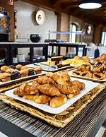 Torreluz Centro Hotel