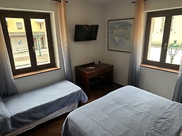 Alla Città di Trieste