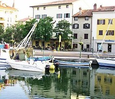 Alla Città di Trieste