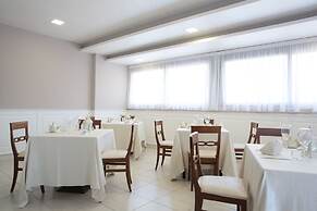 Hotel Leon