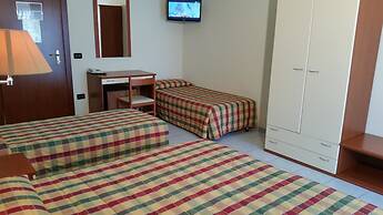 Hotel Leon